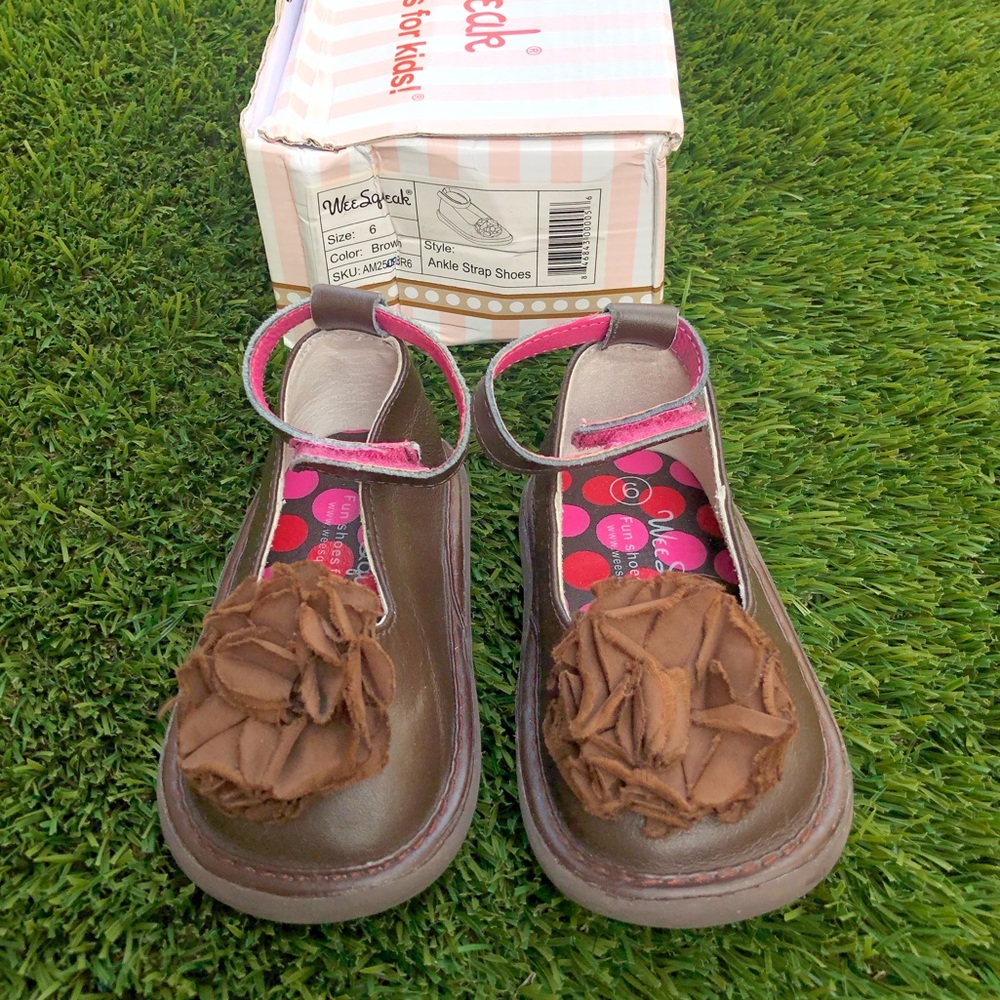 Wee Squeak dress shoes, brown faux leather sz 6